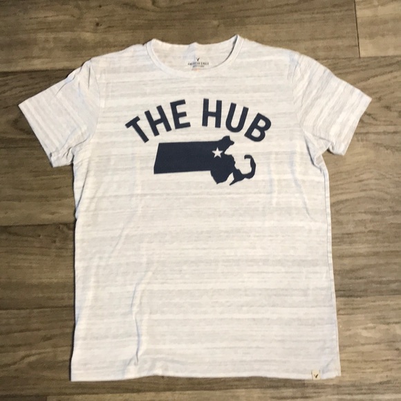 American Eagle Boston T-Shirt - Picture 2 of 3